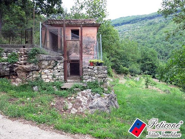 Casa con 5 locali in vendita in via monte della terra, Centro, Lenola