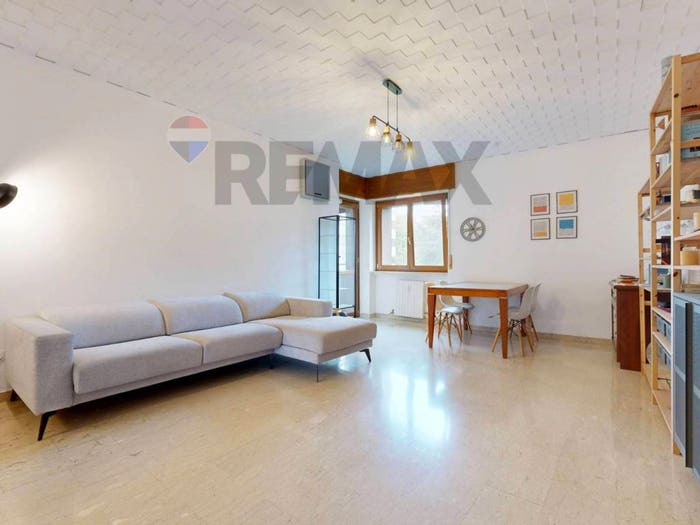 Appartamento quadrilocale in vendita in Via Giovanni Boccaccio, Centro, Cologno Monzese