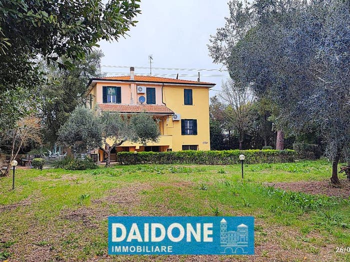 Appartamento con 6 locali in vendita in Strada Provinciale dei Tre Comuni, Montescudaio