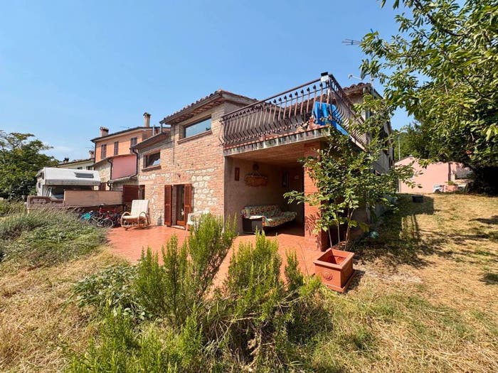 Casa con 6 locali in vendita in FRAZ CUPO, Cupo, Fabriano