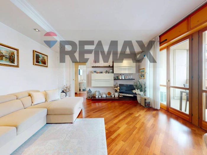 Appartamento trilocale in vendita in Via Enrico Fermi, Ravello Villastanza Villapia, Parabiago