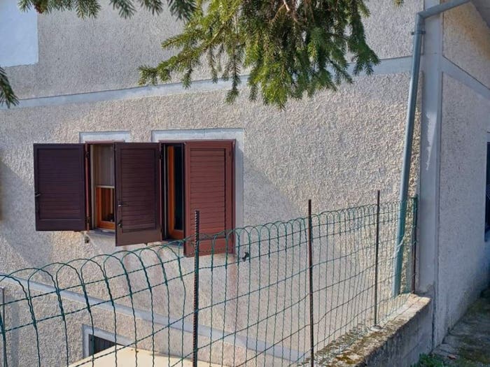 Casa quadrilocale in vendita in Via Case Rosse traversa, Viggiano