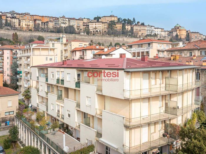 Appartamento bilocale in vendita in Via Carlo Vigliani, Centro, Bergamo