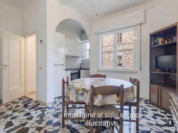 Appartamento quadrilocale in vendita in Piazza Napoleone San Michele, Lucca