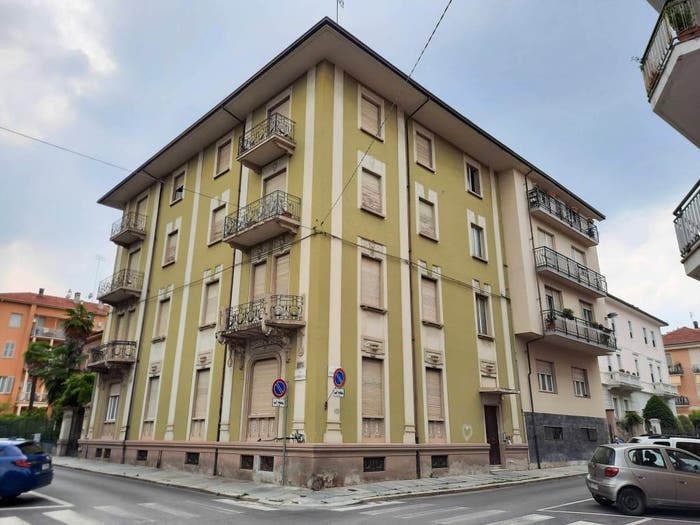 Appartamento quadrilocale in vendita in Via Antonio Stoppani, Centro, Cuneo