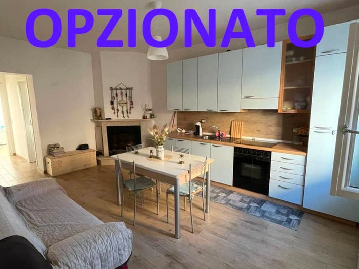 Casa quadrilocale in vendita in Corso Volturno, Centro, Colli a Volturno