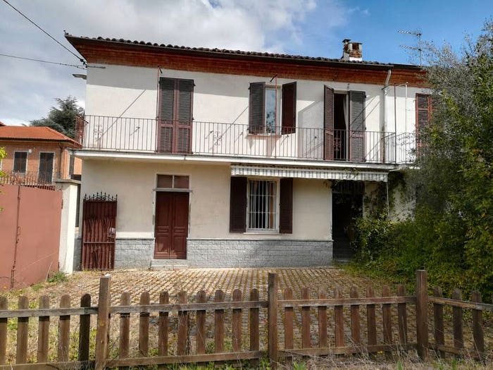 Casa con 6 locali in vendita in Via Dusio, Scurzolengo
