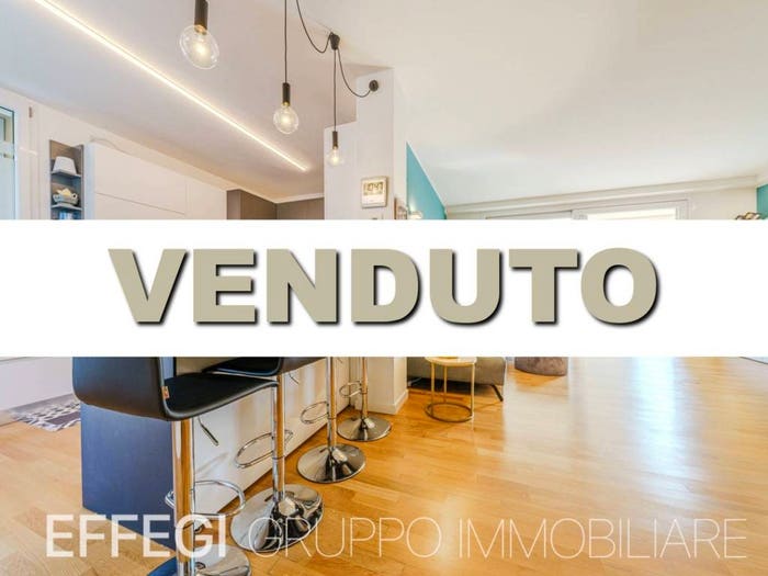Appartamento con 5 locali in vendita in Via Benedetto Croce, Centro, Cernusco sul Naviglio