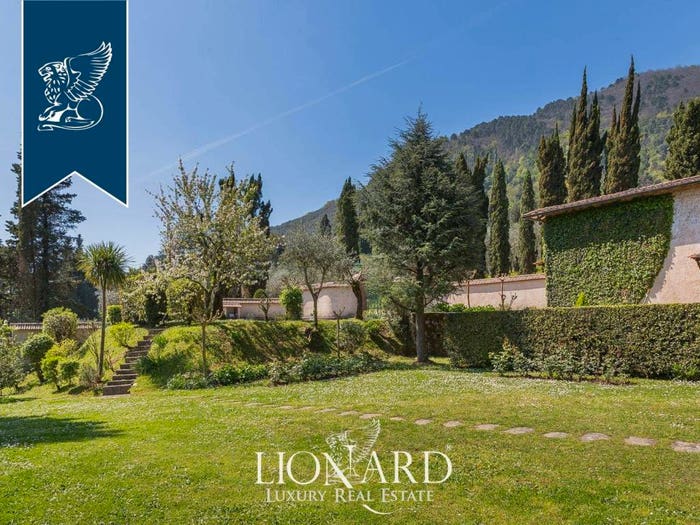 Casa con 6 locali in vendita in Massa Pisana Vicopelago, Lucca