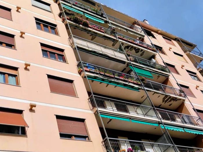 Appartamento quadrilocale in vendita in Via Antonio Burlando, Castelletto, Genova
