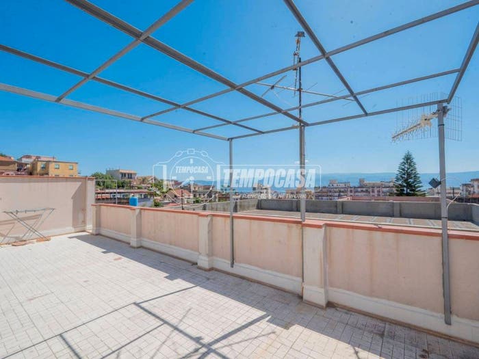 Appartamento trilocale in vendita in Via Cardinale Giuseppe Guarino, Provinciale, Messina