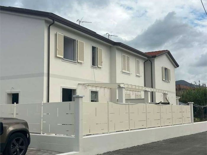 Casa con 5 locali in vendita in VIA BOLOGNA, Colombiera Molicciara, Castelnuovo Magra