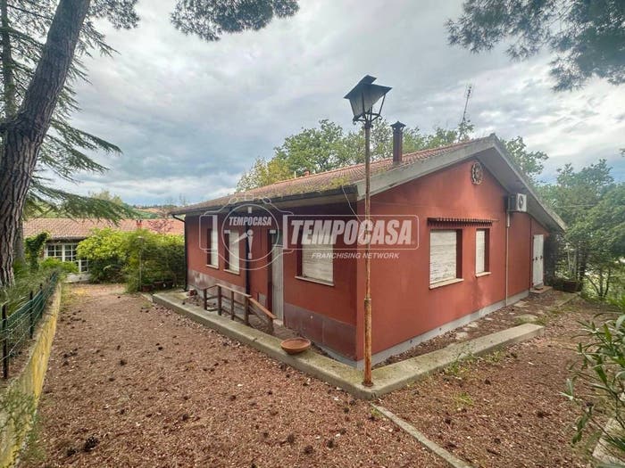 Casa quadrilocale in vendita in Via Annibale Barca, Torre Di Palme, Fermo
