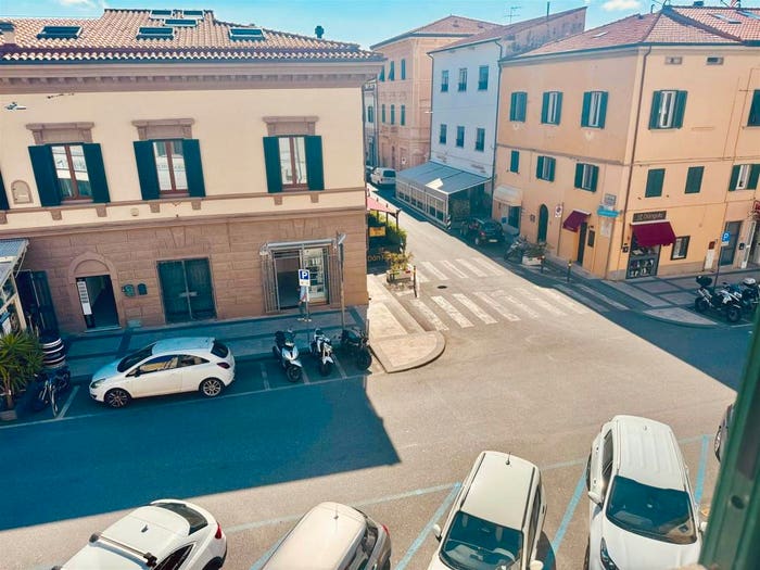 Appartamento quadrilocale in vendita in corso matteotti, Cecina Centro, Cecina