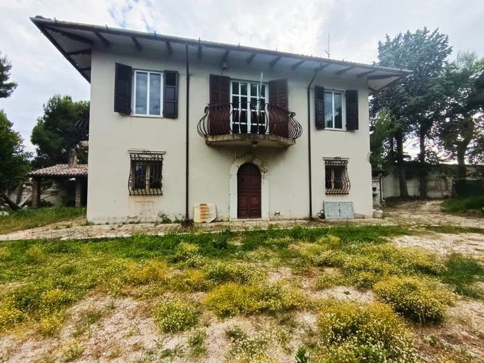 Casa con 6 locali in vendita in via Montesicuro, Montesicuro, Ancona