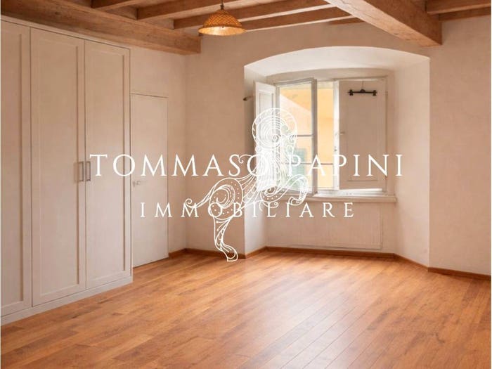 Appartamento trilocale in vendita in Via dei Rondinelli, Piazza della Repubblica, Firenze