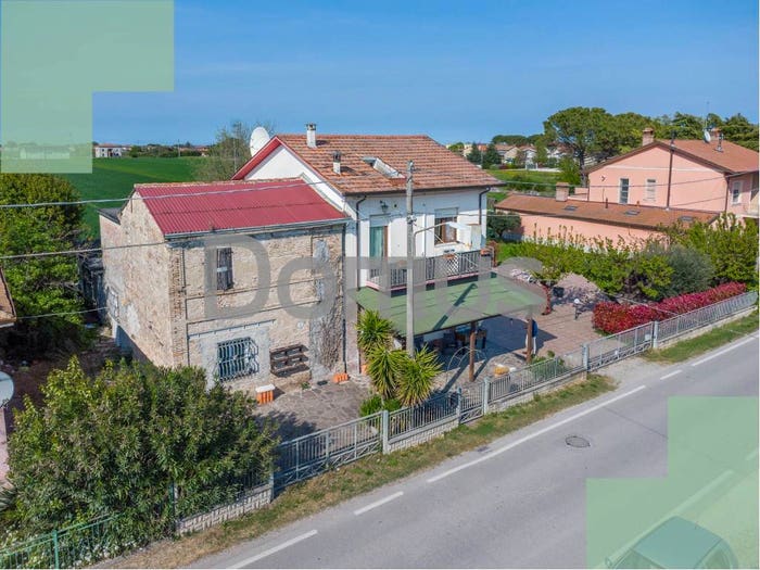 Casa con 6 locali in vendita in via montaletto, San Giorgio Pioppa, Cesena
