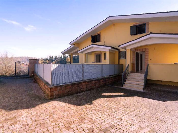Casa con 5 locali in vendita in Via Castellone, Centro, Ceccano