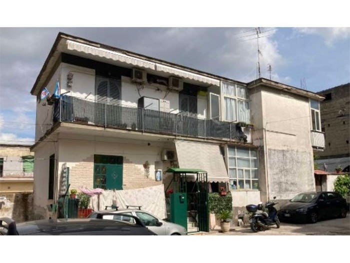 Appartamento quadrilocale in vendita in Via traversa santa giustina, Arzano