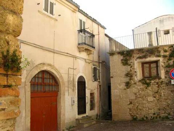 Casa con 5 locali in vendita in Via Regina Margherita, Castiglione a Casauria