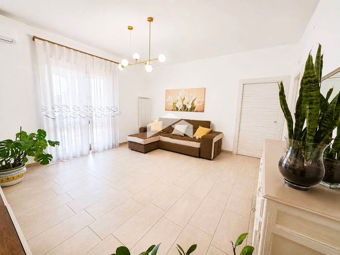 Casa con 6 locali in vendita in Via Selva, Castello di Cisterna