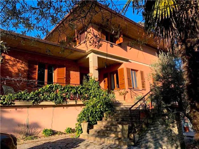 Casa con 6 locali in vendita in Via Roma, Centro, Collazzone