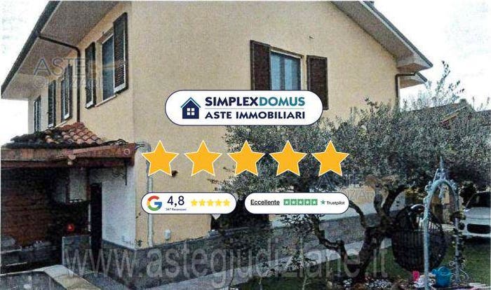 Casa con 6 locali in vendita in Via R Orlandini, Monsummano Terme