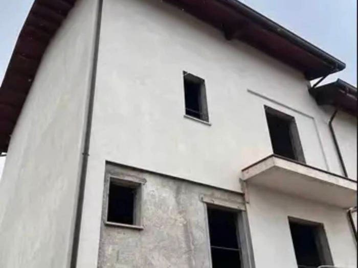 Casa con 6 locali in vendita in Contrada Vico, Santo Stefano di Rogliano