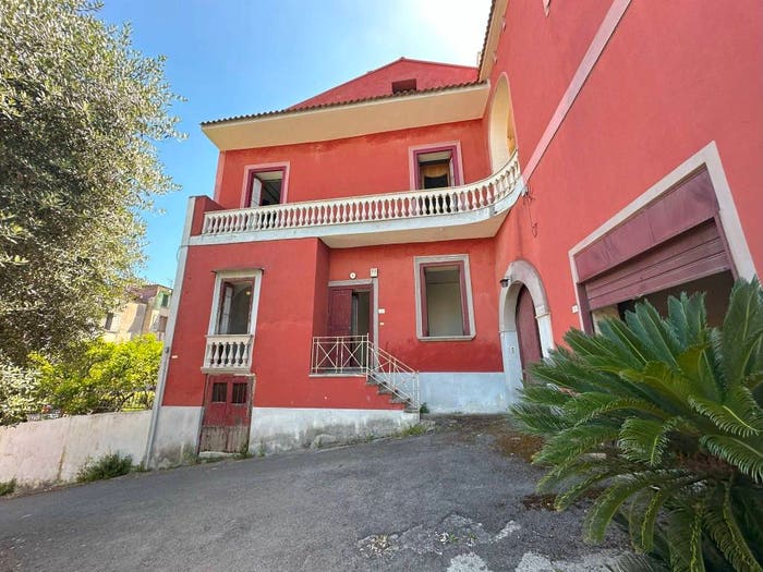 Casa con 6 locali in vendita in Via Armando Diaz, Centro, Domicella