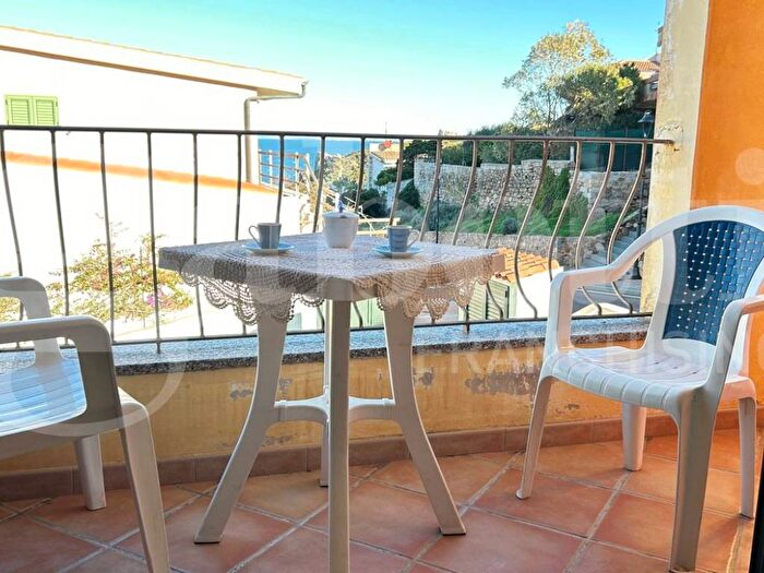 Appartamento trilocale in vendita in Terrazza Rena Bianca via Giuseppe Verdi, Centro, Santa Teresa Gallura