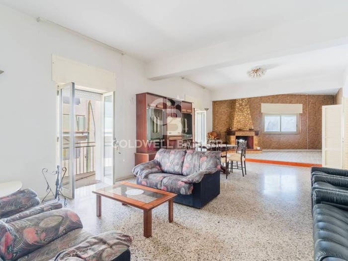 Appartamento con 6 locali in vendita in Viale Savoia, Centro, Galatone