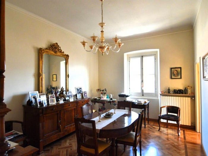 Appartamento con 6 locali in vendita in corso cesare battisti, Centro, Ronco Scrivia