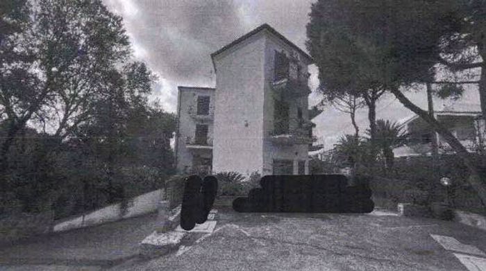 Appartamento trilocale in vendita in Via Isuledda, La Maddalena