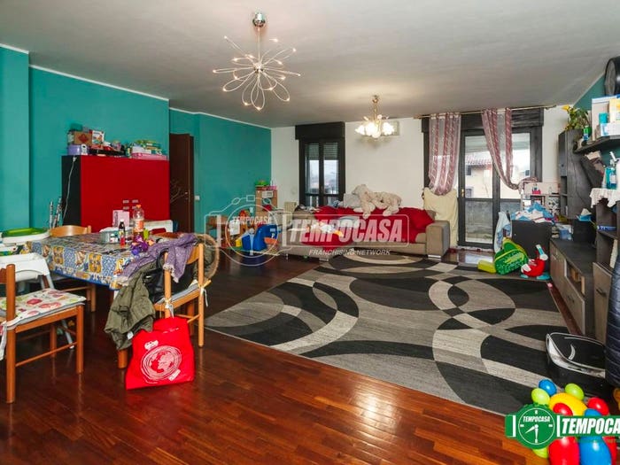 Appartamento trilocale in vendita in Via Gorizia, Colognola, Bergamo