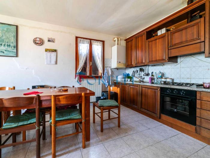 Casa con 5 locali in vendita in Via Formella Superiore, Santo Stefano Gambellara, Ravenna