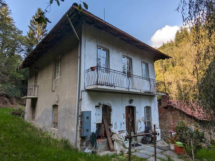 Casa con 6 locali in vendita in Via Piano Audi, Centro, Corio