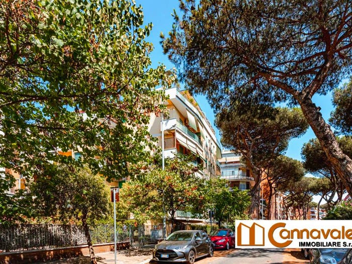 Appartamento bilocale in vendita in Via Ferdinando Acton, Ostia Levante, Roma