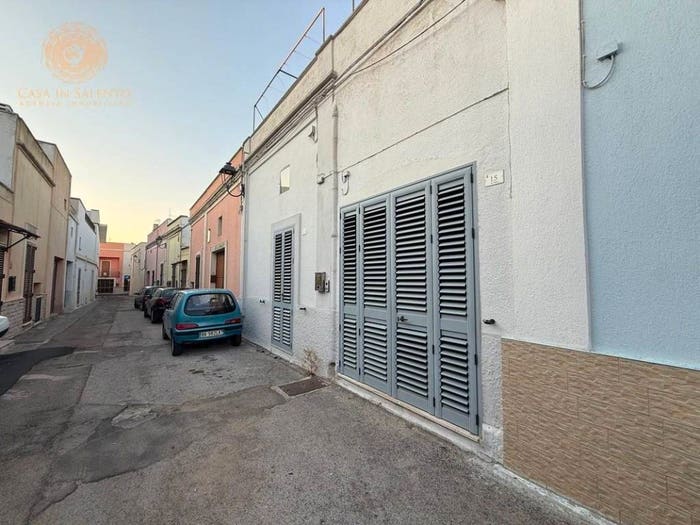Appartamento con 6 locali in vendita in Via Catania, Miggiano