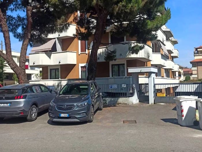 Appartamento con 5 locali in vendita in Del Chisso No Number, Madonna Regina, Busto Arsizio
