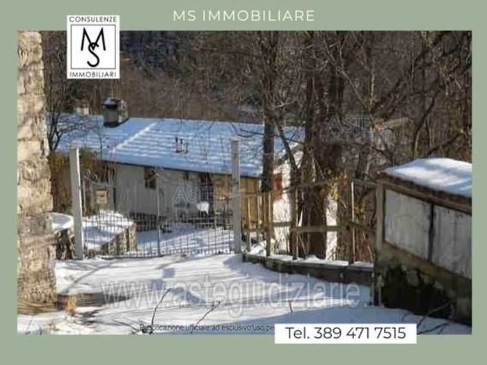 Appartamento con 5 locali in vendita in Località Castello, Laino