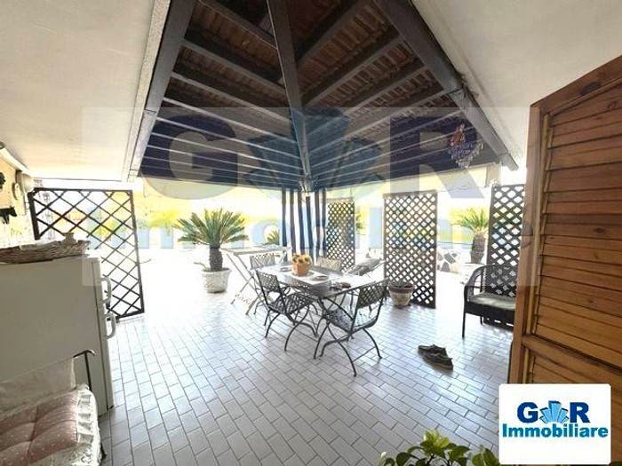 Casa con 5 locali in vendita in Via Nazionale delle Puglie, San Vitaliano