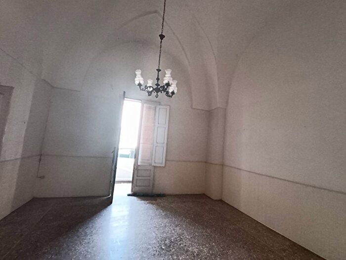 Appartamento con 5 locali in vendita in Via Padri Celestini, Centro, Carmiano