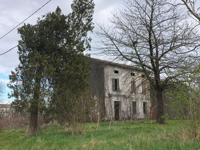 Casa con 6 locali in vendita in Via Roma, Centro, Redondesco