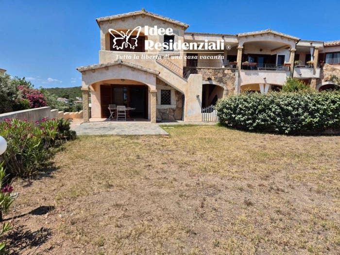 Appartamento con 5 locali in vendita in Via Del giglio, Pittulongu, Olbia