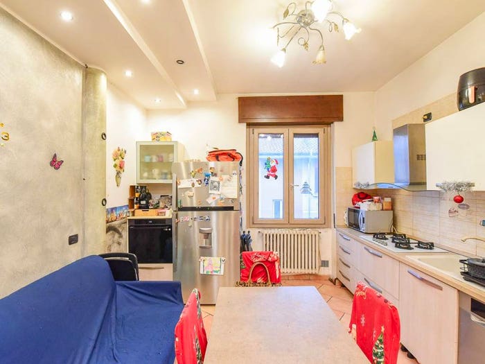 Appartamento trilocale in vendita in Via Lazzaretto, Centro, Carate Brianza