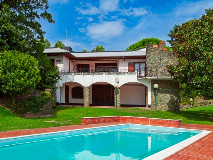 Casa con 6 locali in vendita in Via della Pineta, Pineta, Arenzano