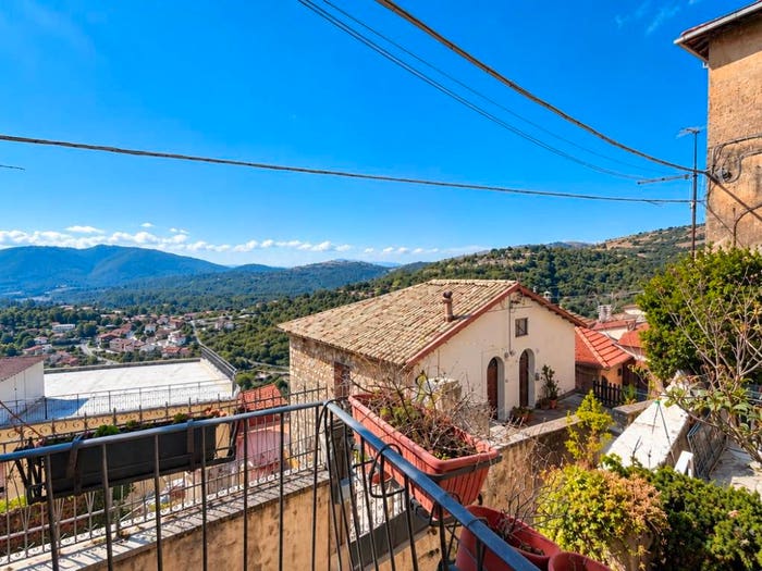 Casa bilocale in vendita in Via Cesare Battisti, Fiuggi