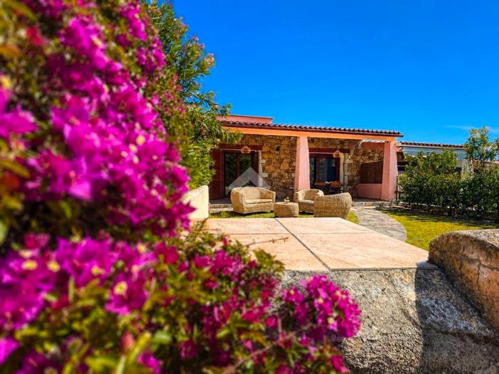 Casa trilocale in vendita in Via Monte Bruncuspina, Porto San Paolo, Loiri Porto San Paolo