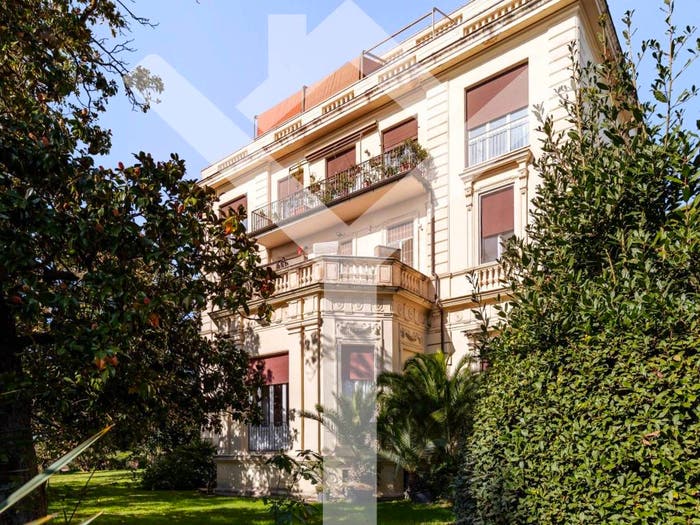 Appartamento con 6 locali in vendita in Via Flaminia, Labaro, Roma