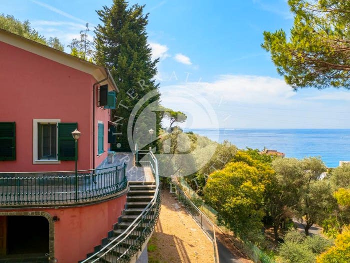 Casa con 6 locali in vendita in Centro, Lavagna